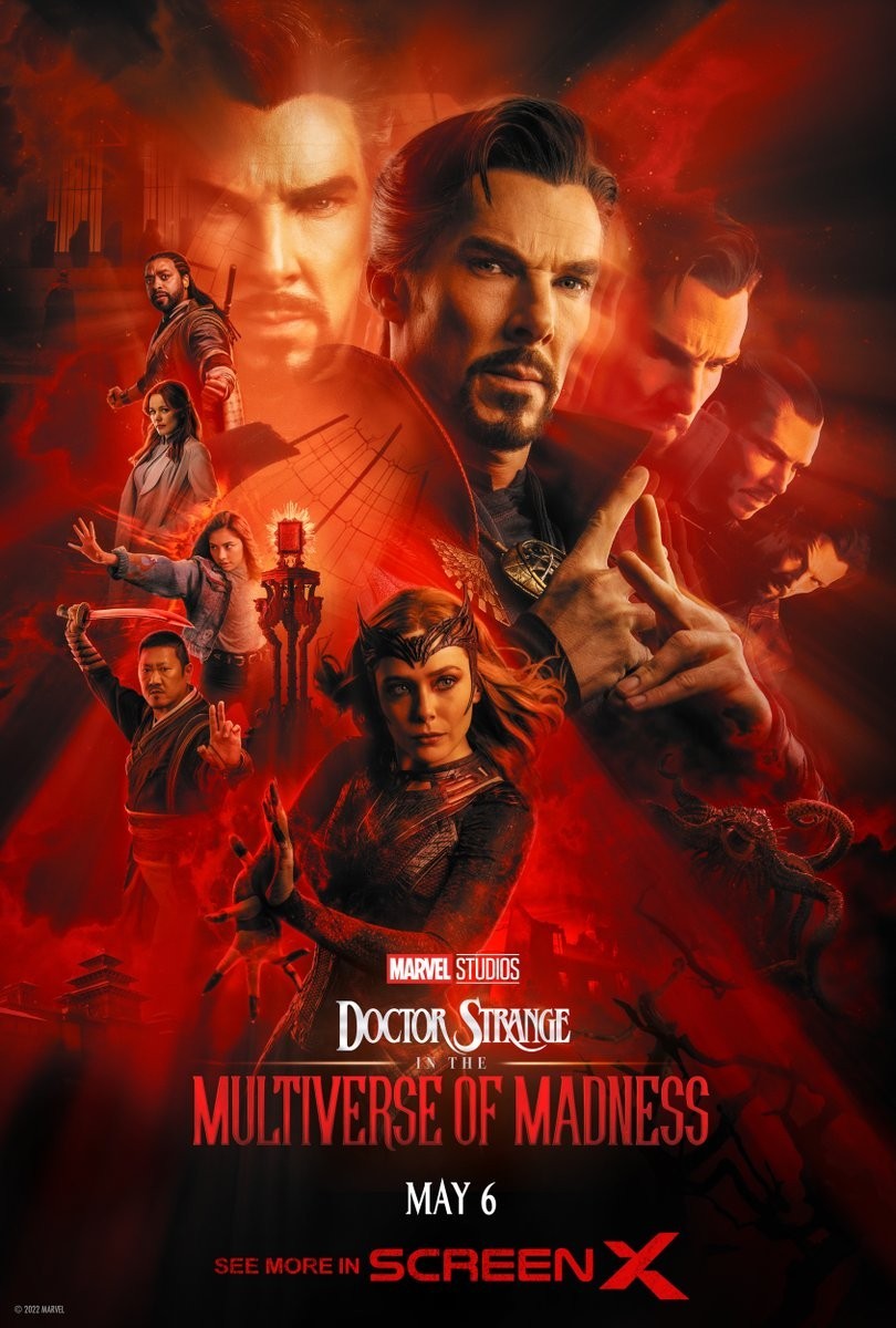 《奇异博士2：疯狂多元宇宙》发布多个版本的新海报和剧照 身穿紧身战衣的绯红女巫相当抢镜